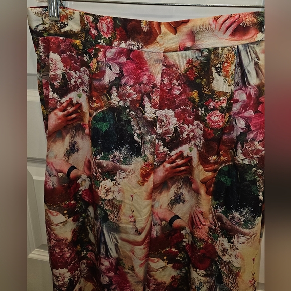 Rose Femme Renaissance Print Pants (10) - Picture 4 of 8